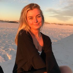 Meet your Posher, Zoe